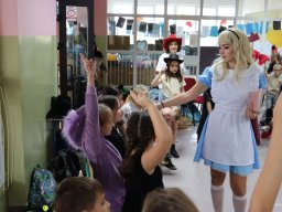 b_1024_768_0_00_images_2023_2024_Swietlica_Bajkowe_Swieto_402155016_805315321396418_3452702375650713318_n